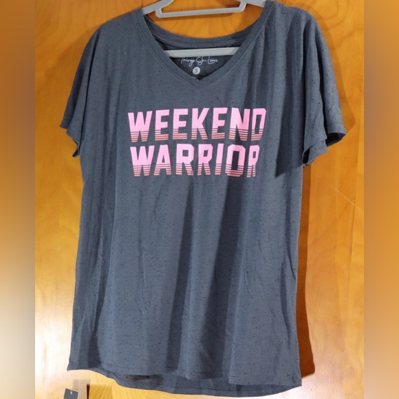 Things She Loves gray speckled Weekend Warrior tshirt, size small - Picture 1 of 9